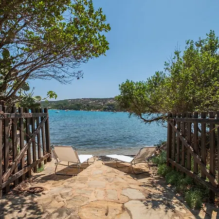 Semesterbostad La Torretta - Sul Mare E Privata Porto Taverna