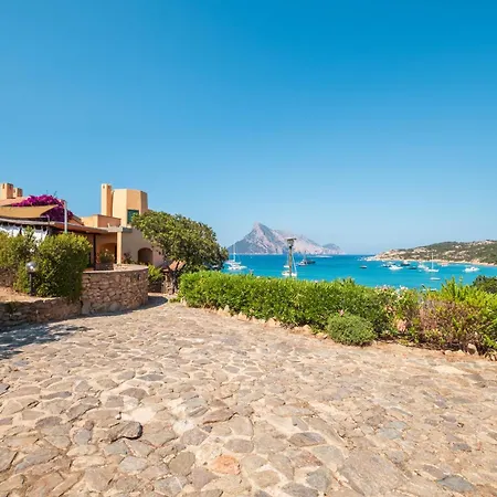 Semesterbostad La Torretta - Sul Mare E Privata Porto Taverna